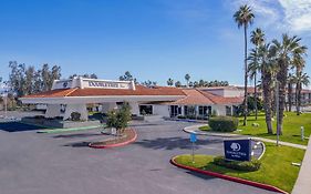 Doubletree By Hilton Bakersfield